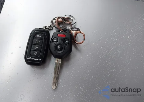 2018 Subaru Outback 2.5I Premium z USA, uszkodzony, nr VIN 4S4BSAFC5J3368437